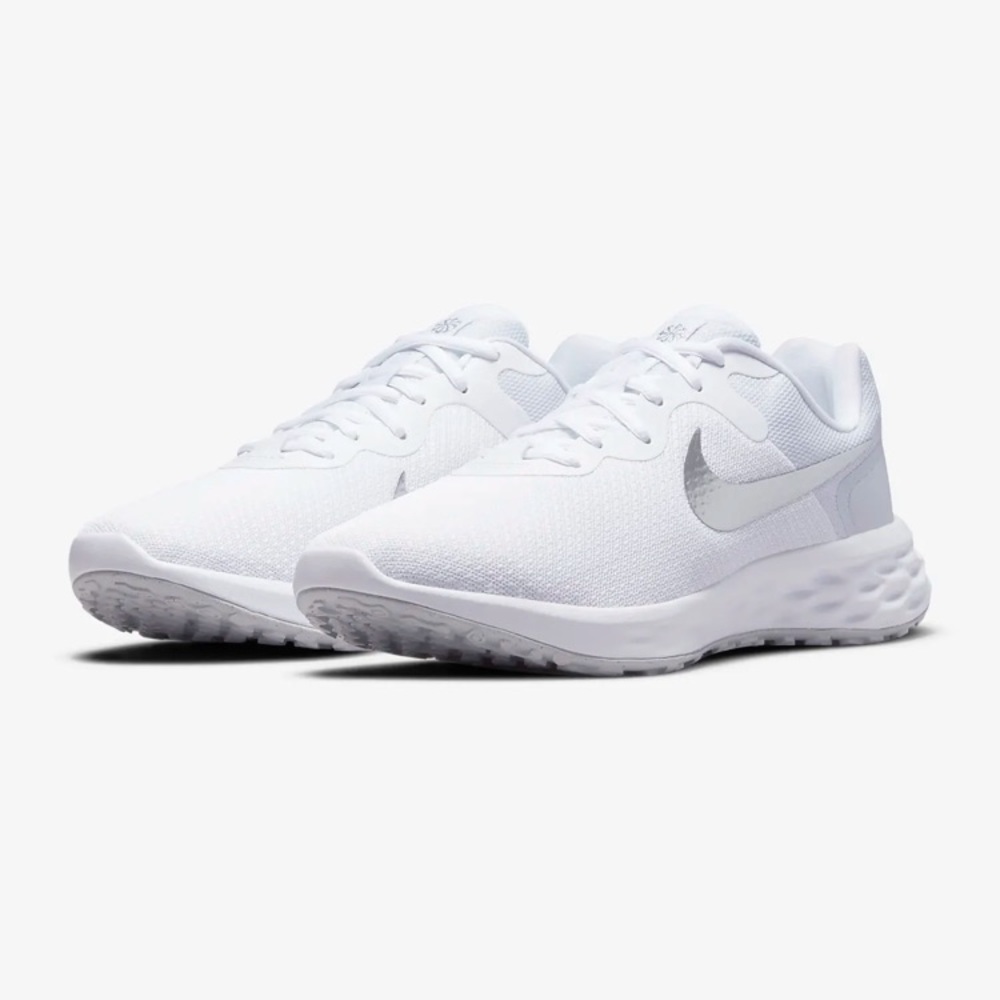 Nike running shoes - Never worn!